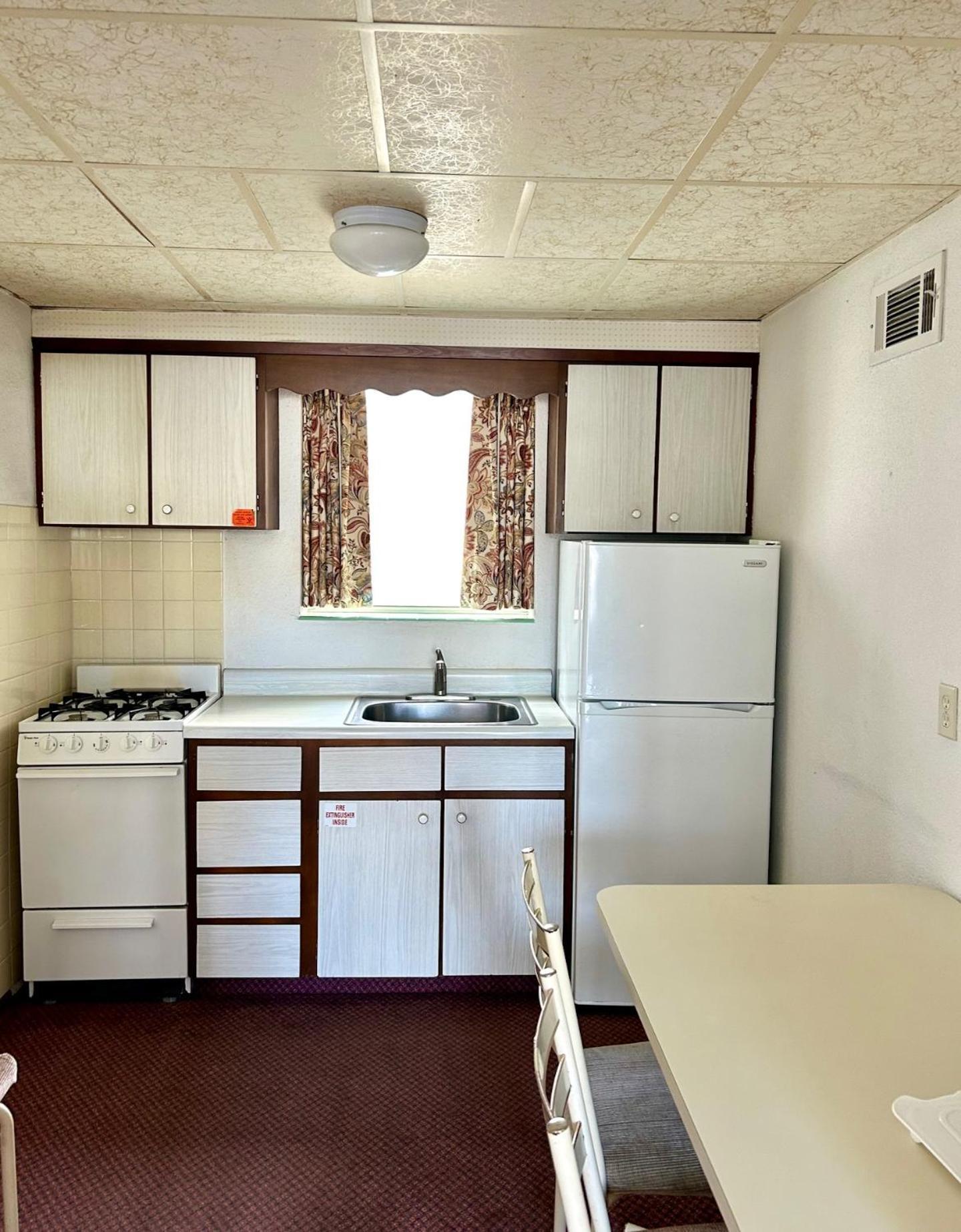 Ivanhoe Motel North Wildwood Buitenkant foto